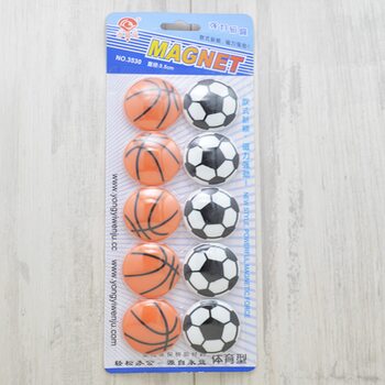 Цветные магниты для мольбертов  «Мячи», 35мм