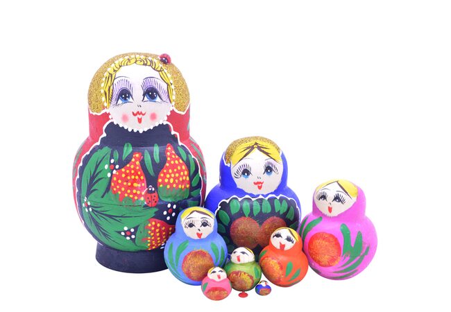 Матрешка «Девицы» 9 в 1 (нелакированная)