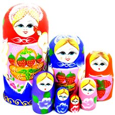 Матрешка «Ягодка-клубничка» 7 в 1 (большая)
