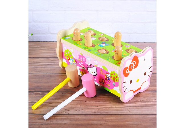 Охота на кротиков «Hello Kitty».