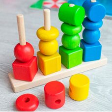 Пирамидка «Геометрия»