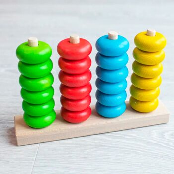 Пирамидка «Геометрия-колечки» (цветная)