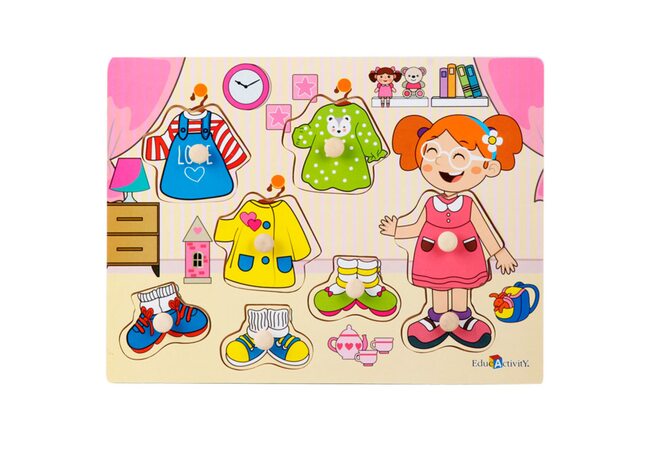 Игра «Поменяй одежду девочке»