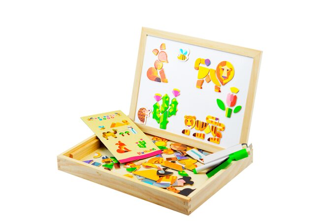 Чемоданчик с фигурками «Абстрактные животные».