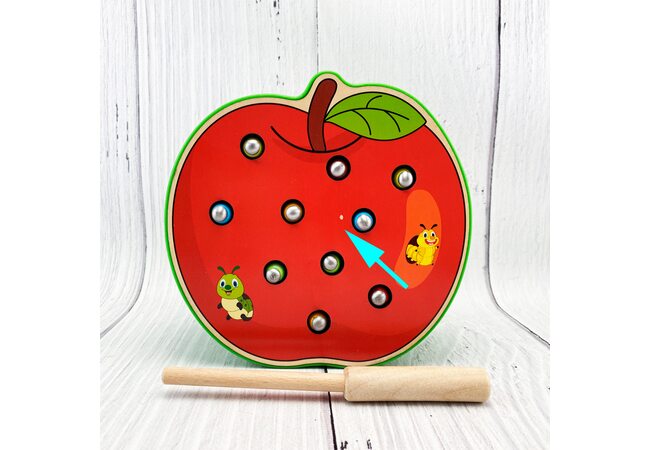 Рыбалка магнитная «Гусенички» яблоко