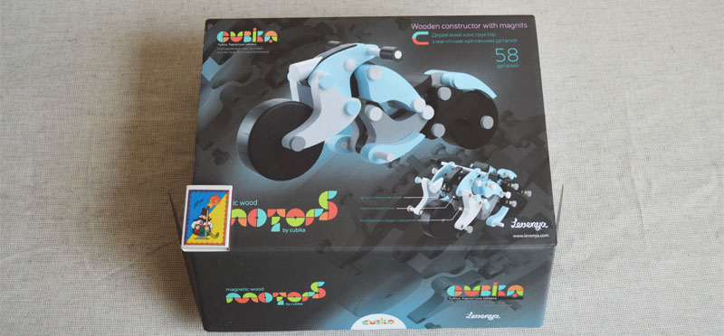 Фото 1, Мотоцикл деревянный