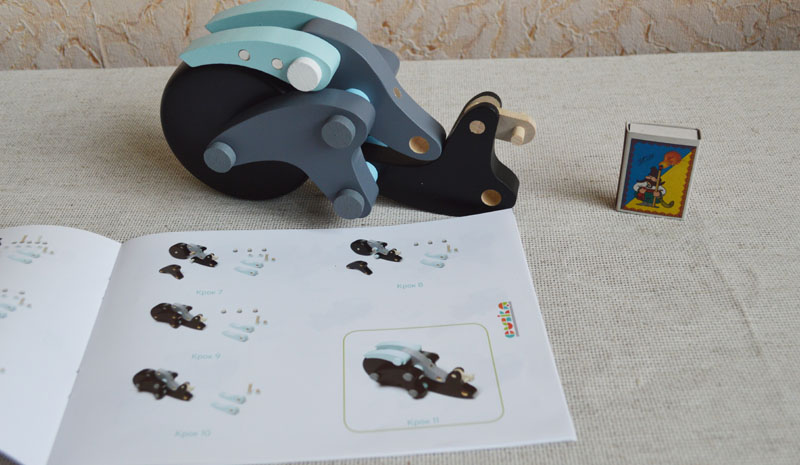 Фото 4, Мотоцикл деревянный