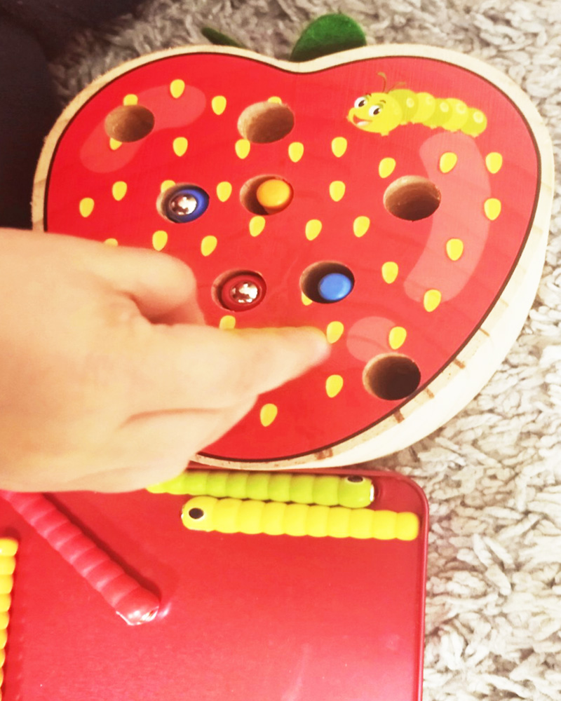 Фото 5, Магнітні гусенички Полуничка Фото 5, Магнітні гусенички Полуничка