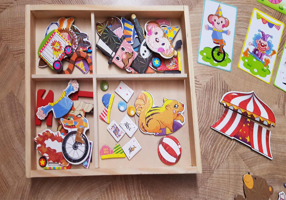 Фото 3, Магнітний цирк